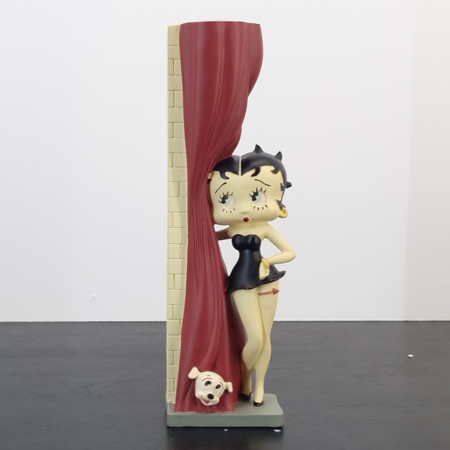 Betty Boop candle stand _front