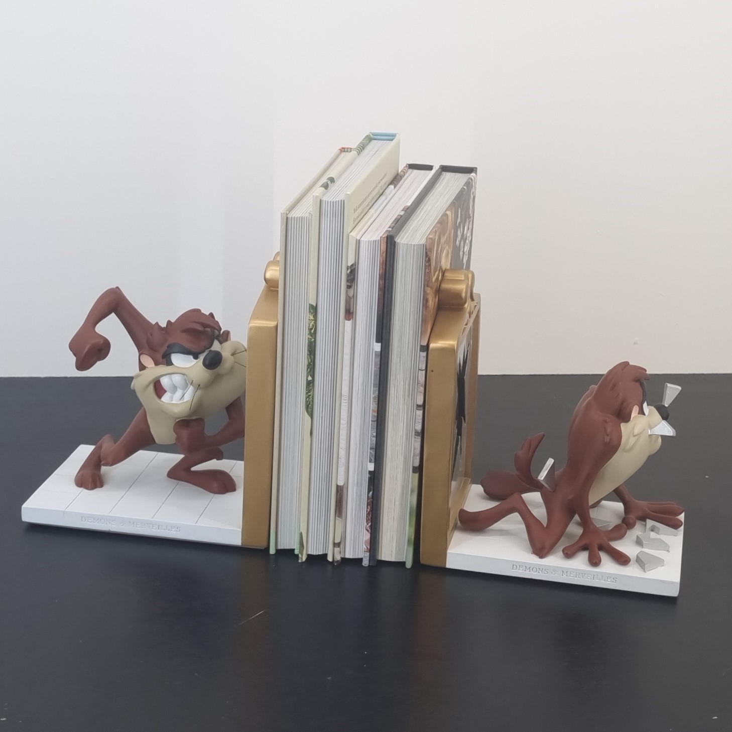 Tasmanian Devil bookend set