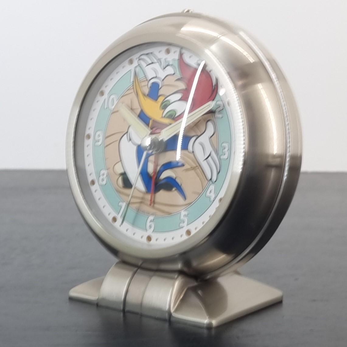 Woody Woodpecker alarm clock _left front