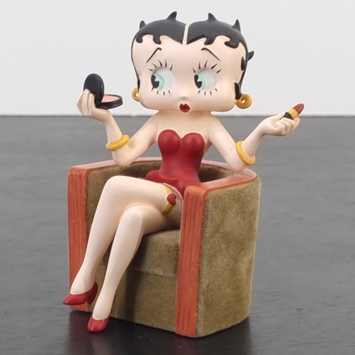 Betty Boop doing make-up figurine _left front