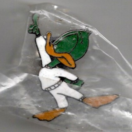 Plucky Duck pin