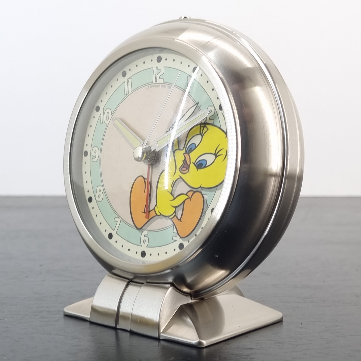 Tweety Bird alarm clock _left front