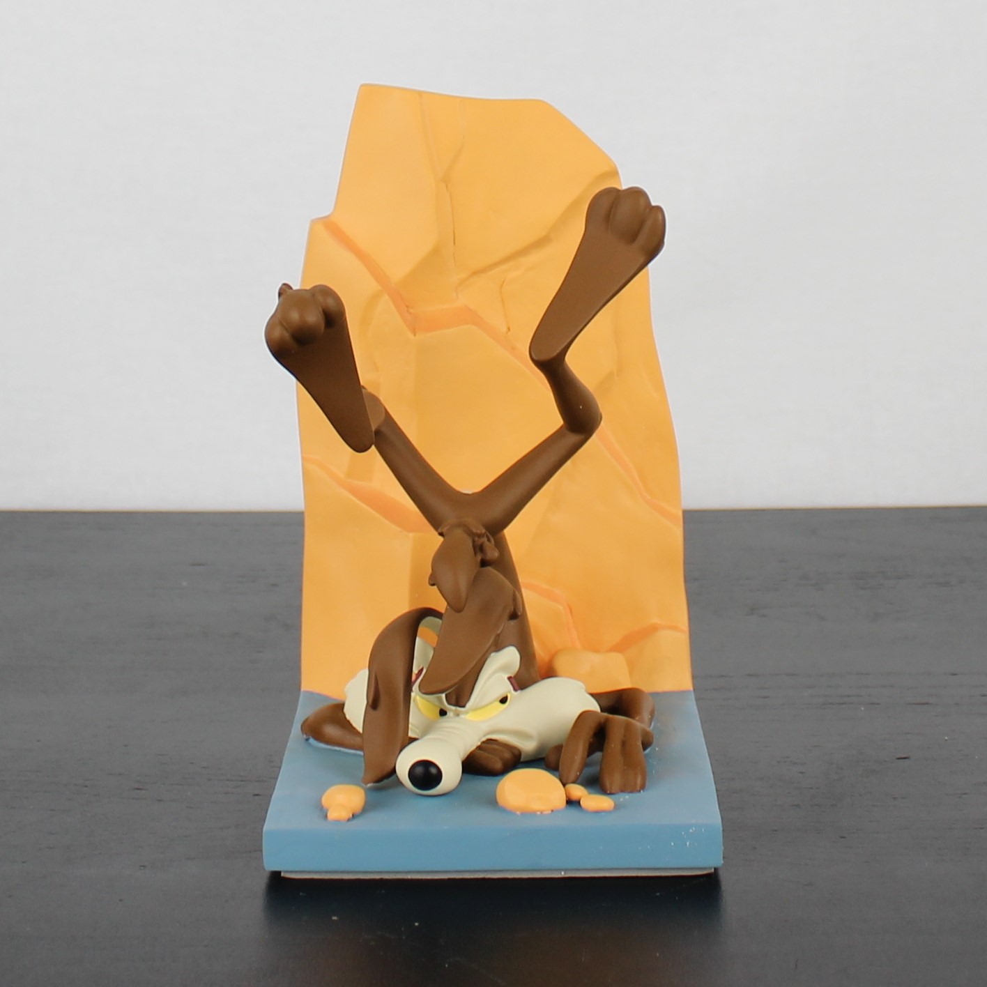 Wile E Coyote bookend