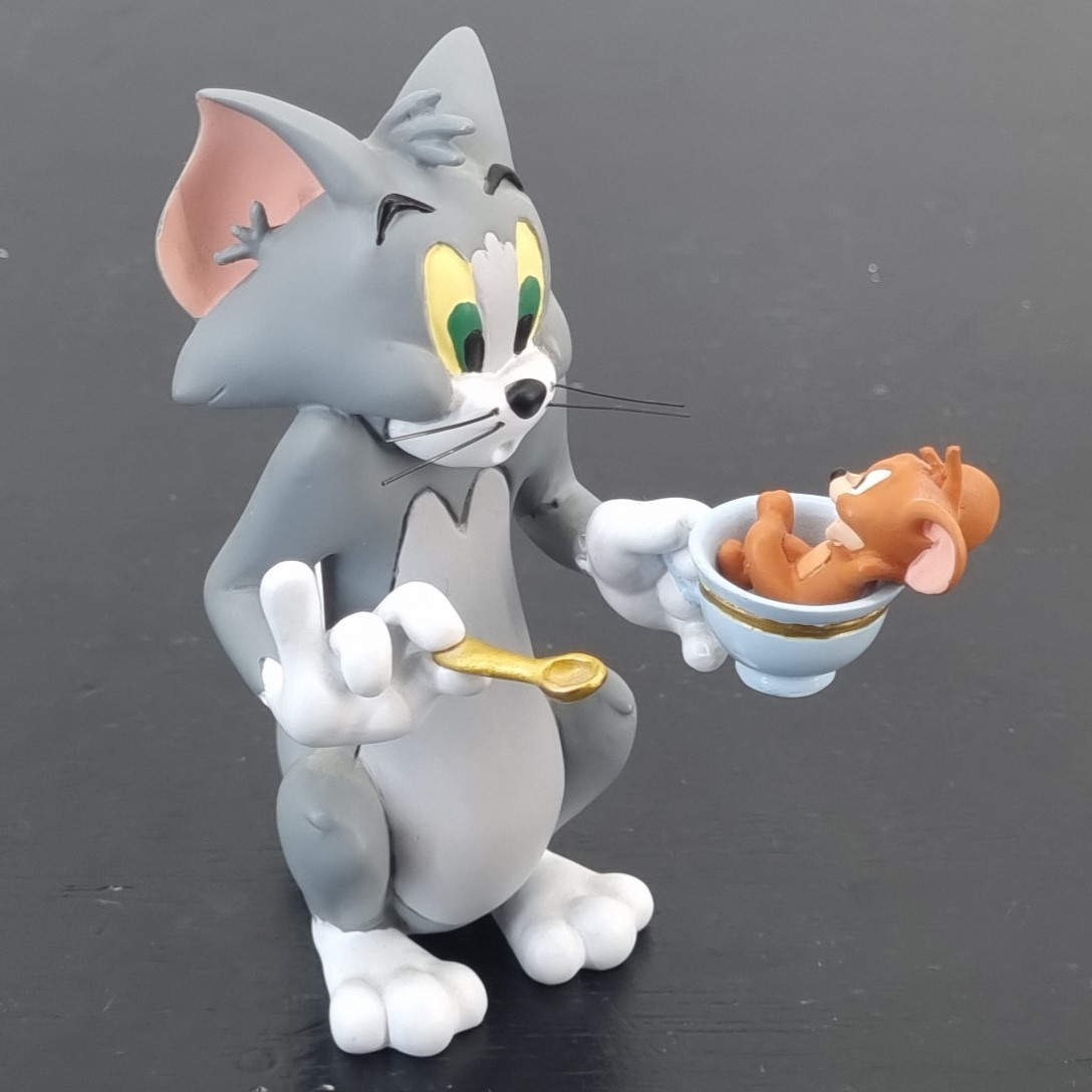 Tom and Jerry figurine